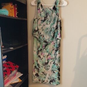 $5 IF BUNDLED Ann Taylor Abstract Green and Pink Midi Dress